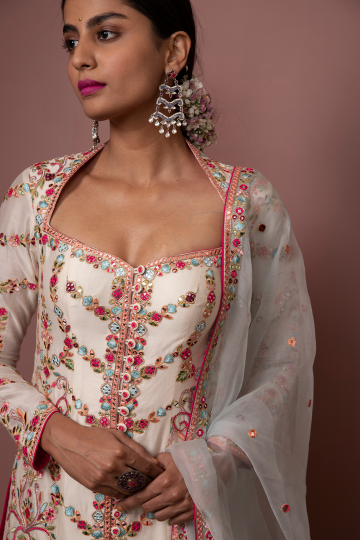 Ivory Full Sleeve Kurta With Green Gharara