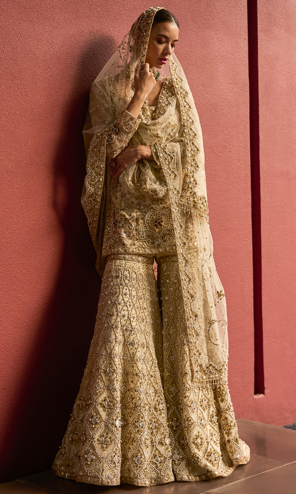 Ivory Sharara Set