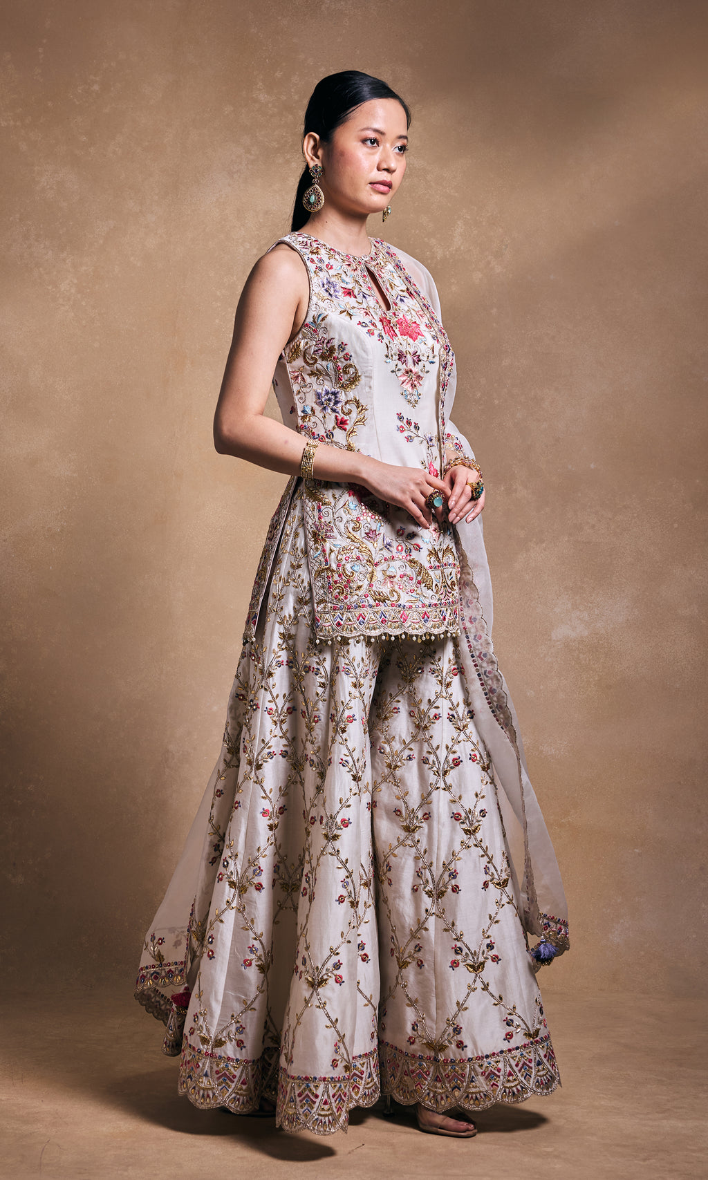 Ivory Sharara Set