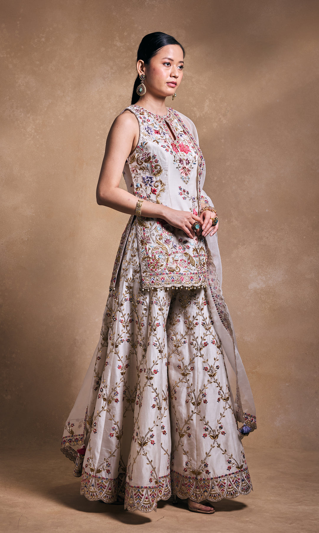 Ivory Sharara Set