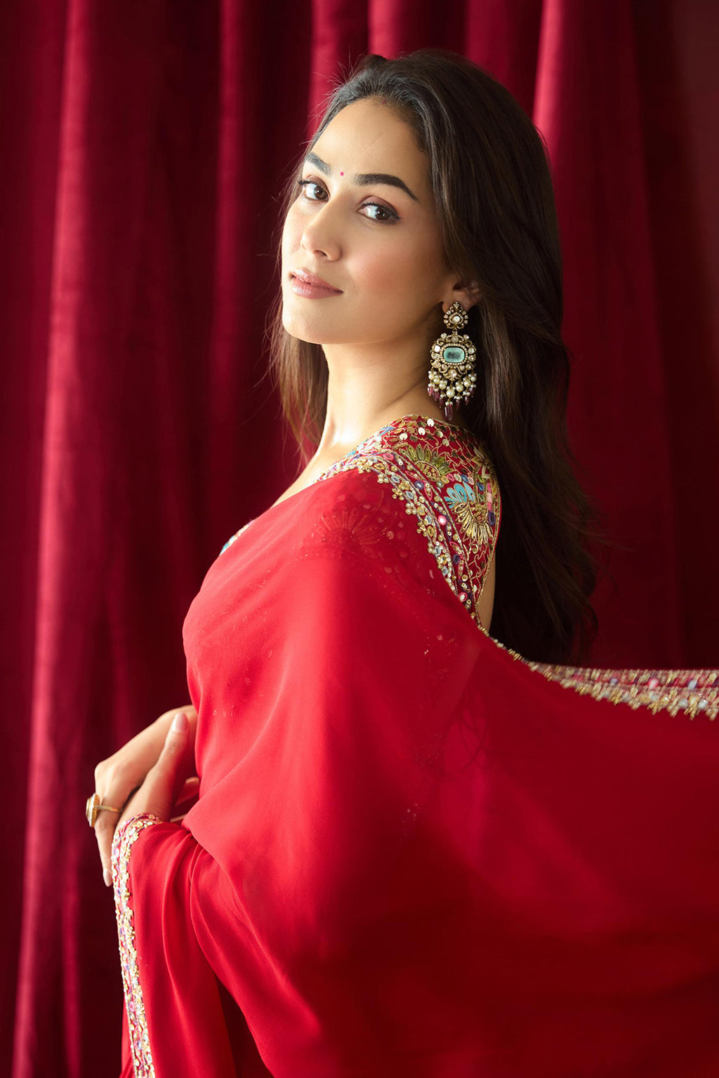 Mira Kapoor in our red georgette saree