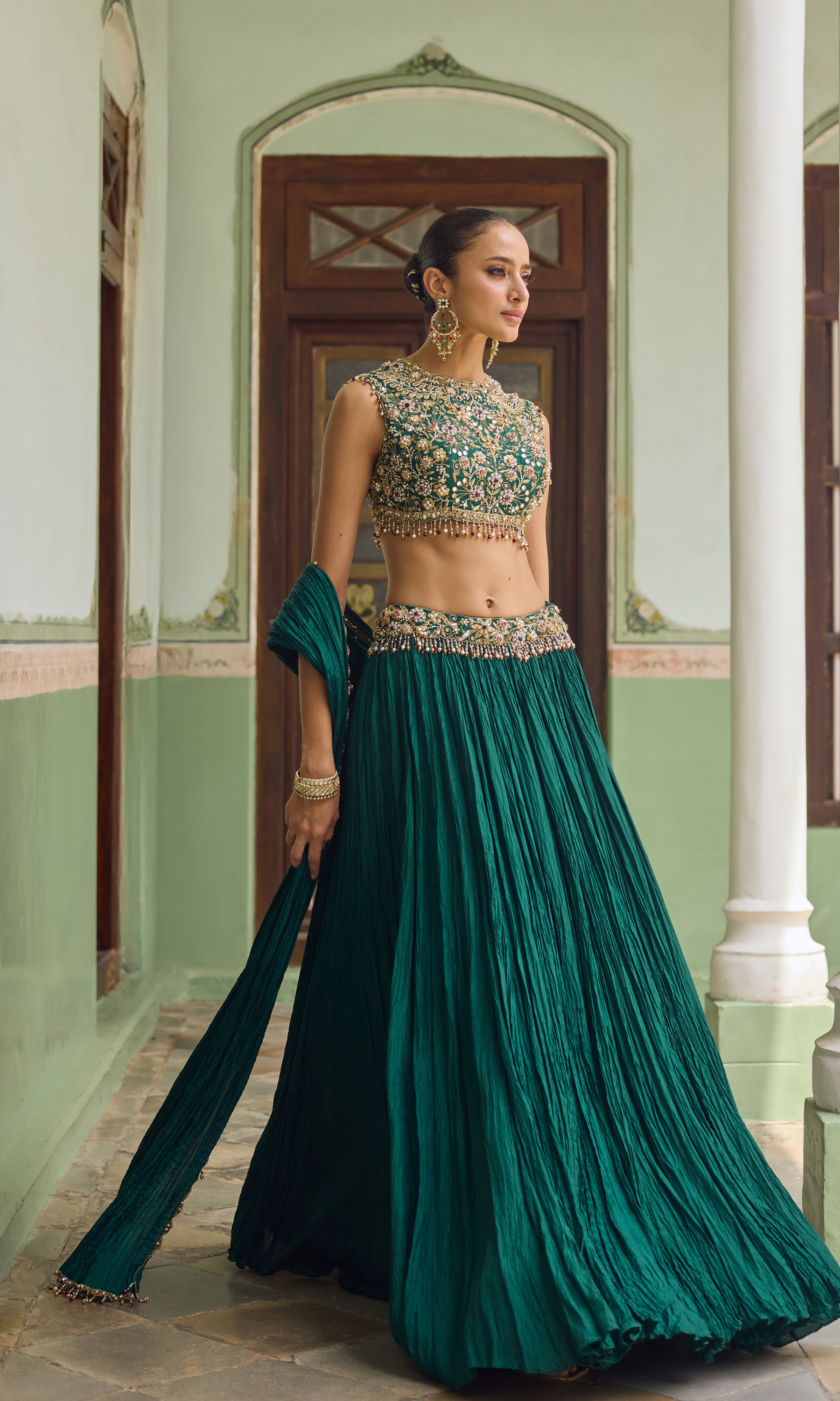 RIHAA LEHENGA