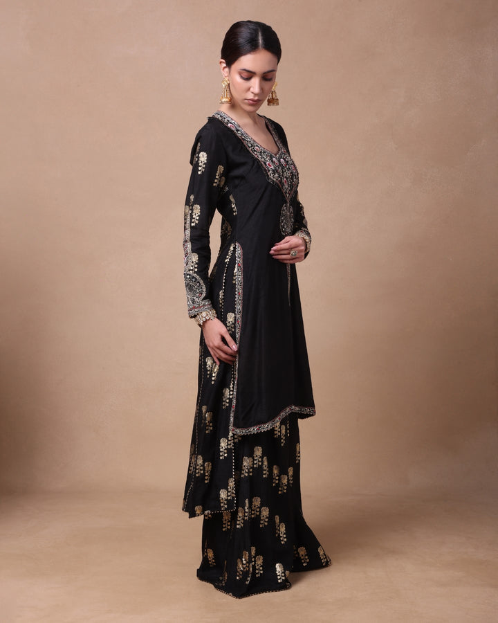 BLACK PURE PETALS KALIDAAR KURTA SET