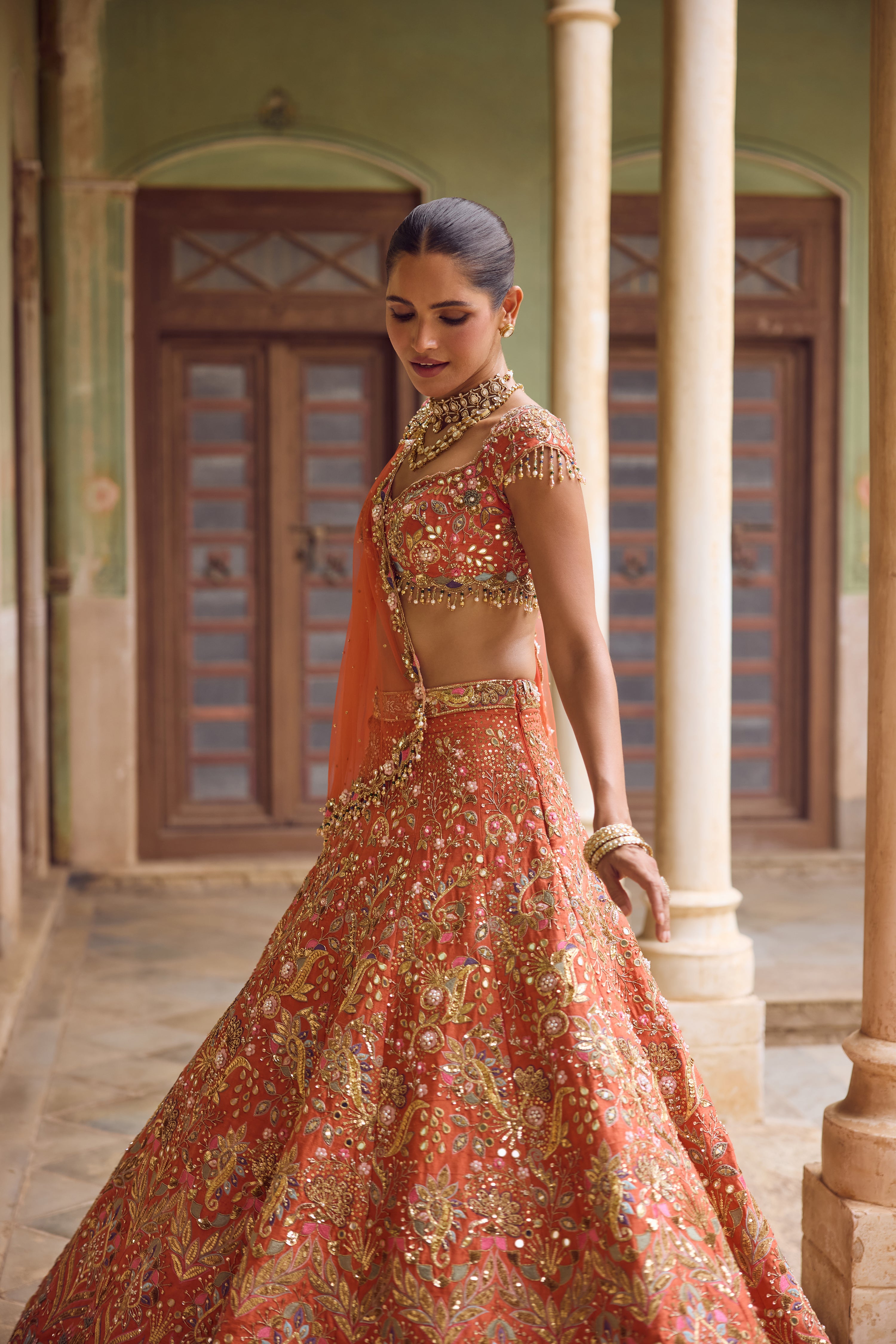 BAHAAR LEHENGA