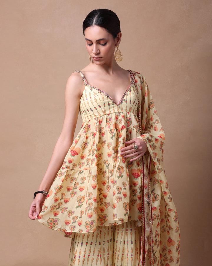 IVORY BLOOMING HEARTS GHARARA