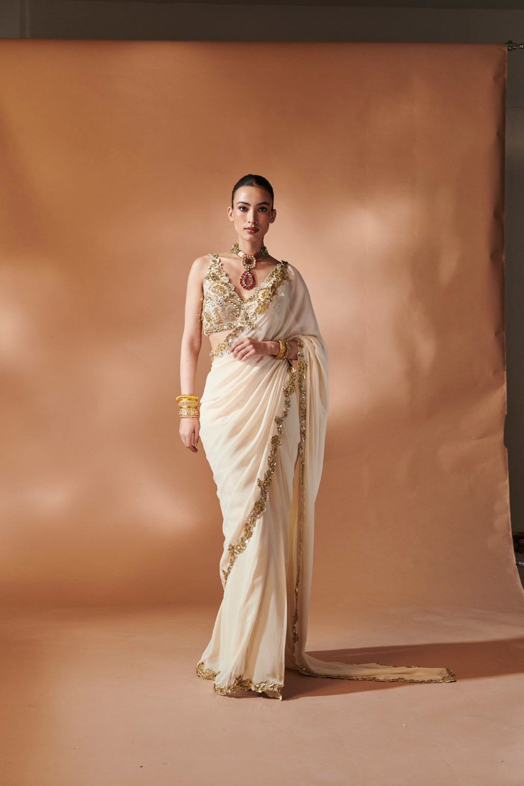Pre-Drape Ivory And Gold Saree Set