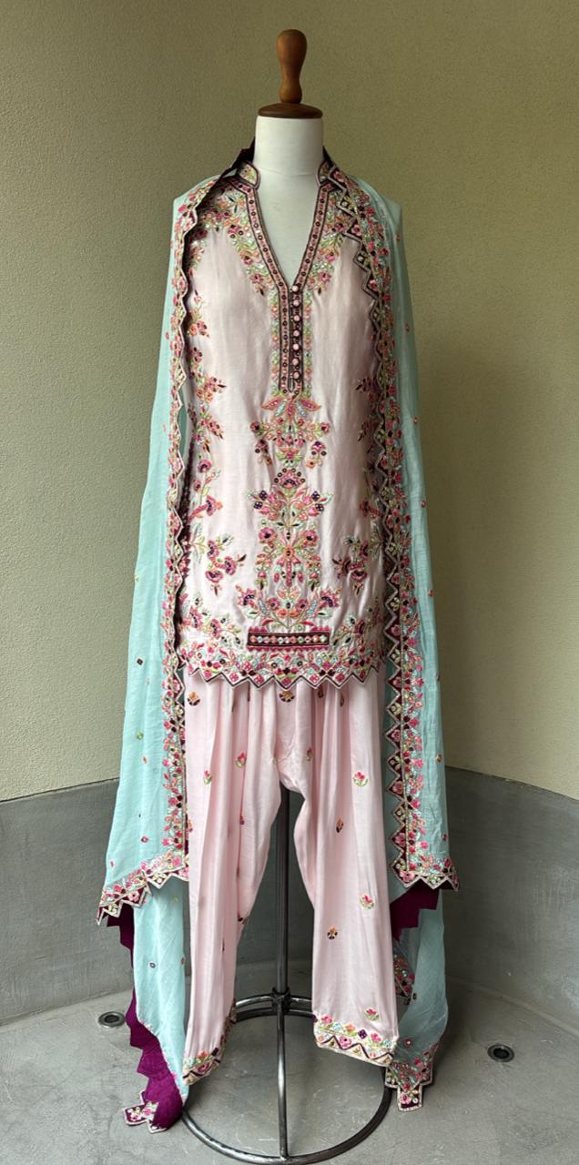 Pink chanderi embroidered kurta and salwar paired embroidered mul chanderi dupatta