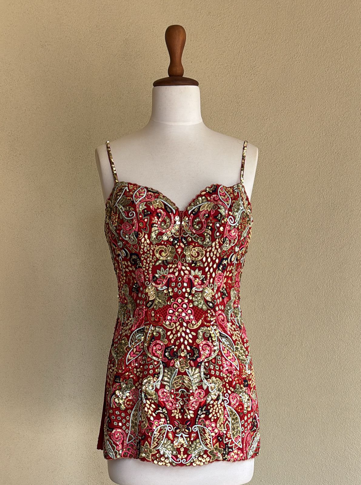Red thread mirror and sequin work kurta