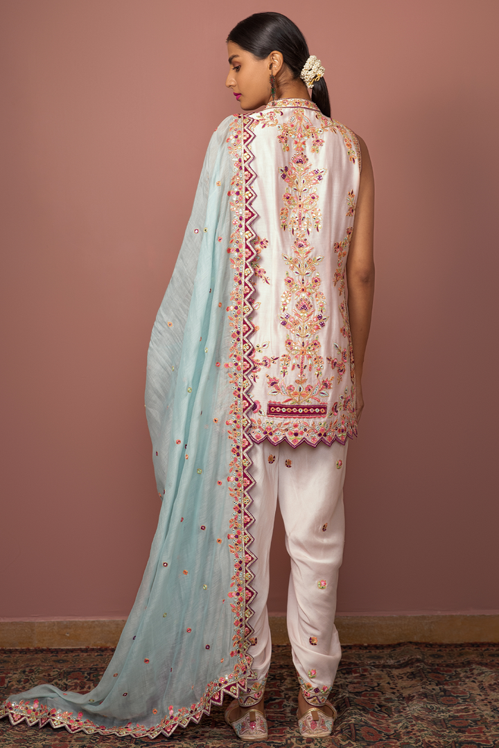 PINK SLEEVELESS KURTA WITH DHOTI