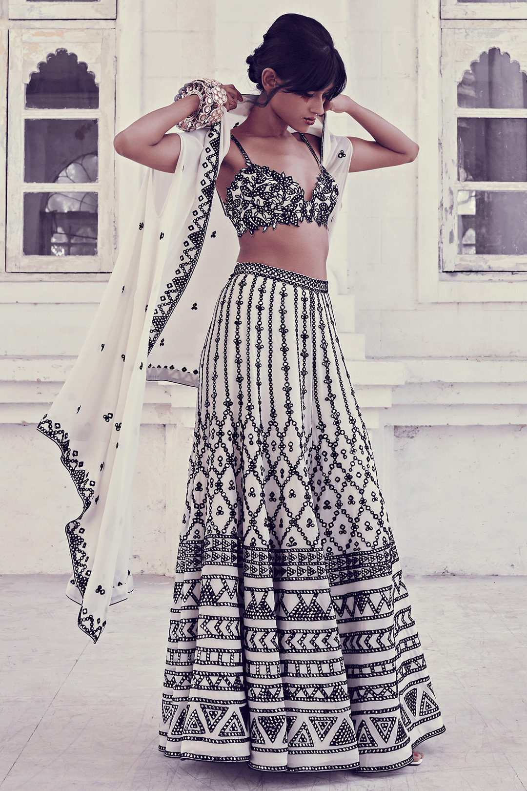 BLACK AND WHITE HIGH WAIST SHARARA SET