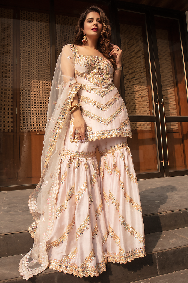 Natasha Luthria- Al Rooh Collection