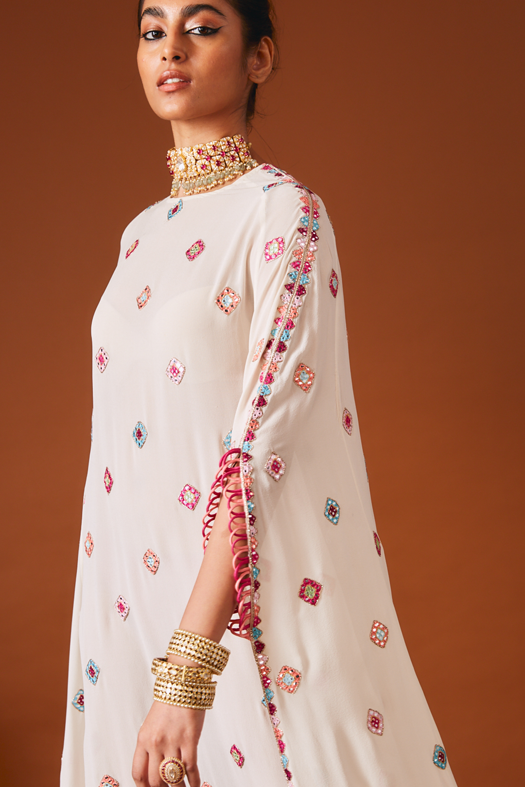 Ivory Georgette Kaftan With Mirror And Resham