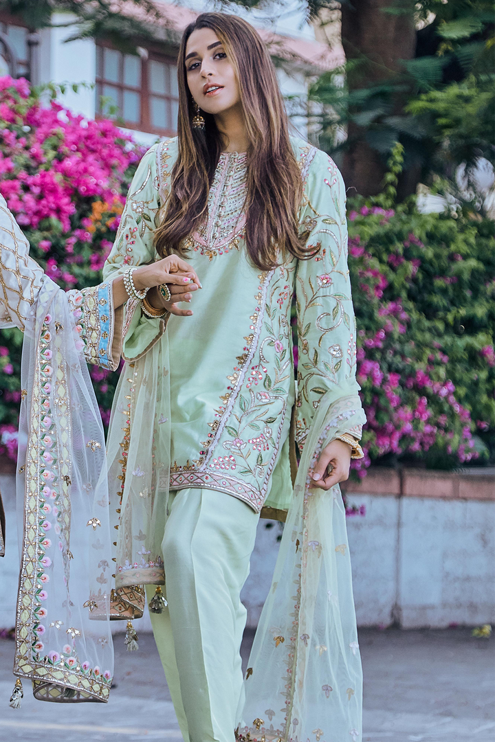 Sumaiya in GREEN CHANDERI KURTA WITH UNCHI SALWAR SET