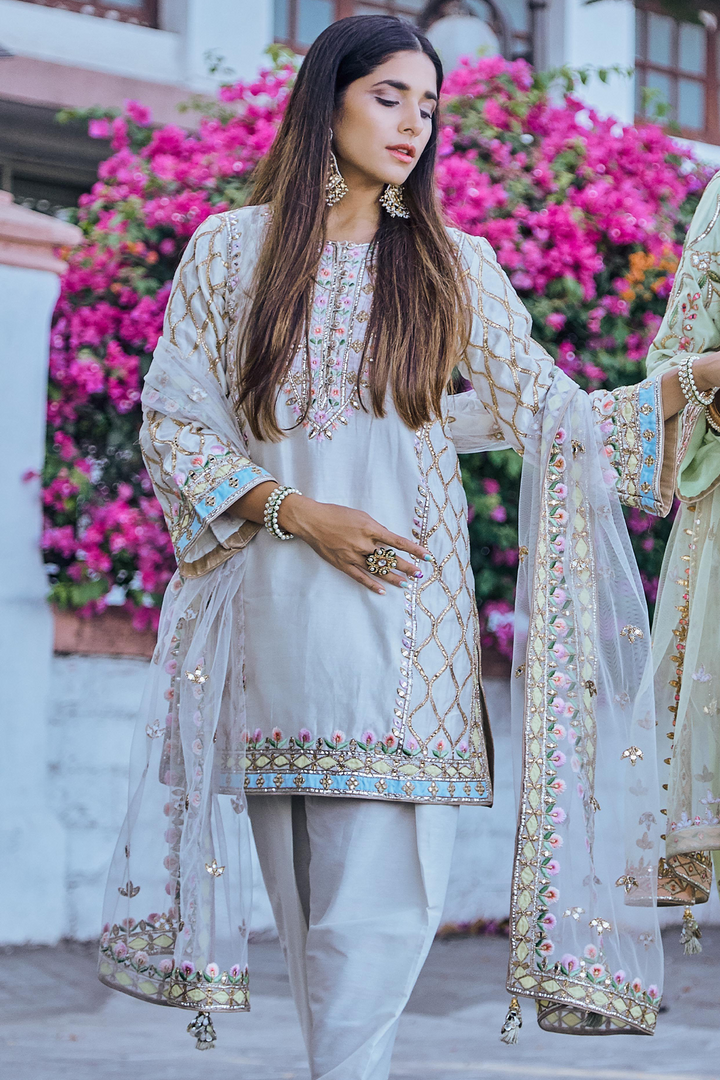 Mitali in IVORY CHANDERI KURTA WITH UNCHI SALWAR SET