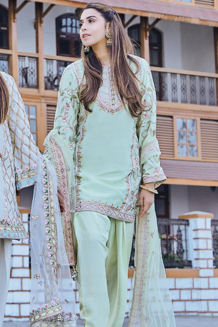 Sumaiya in GREEN CHANDERI KURTA WITH UNCHI SALWAR SET